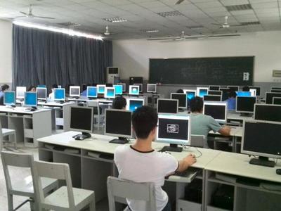 實習(xí)工廠舉辦《CAXA電子圖版2013》培訓(xùn)